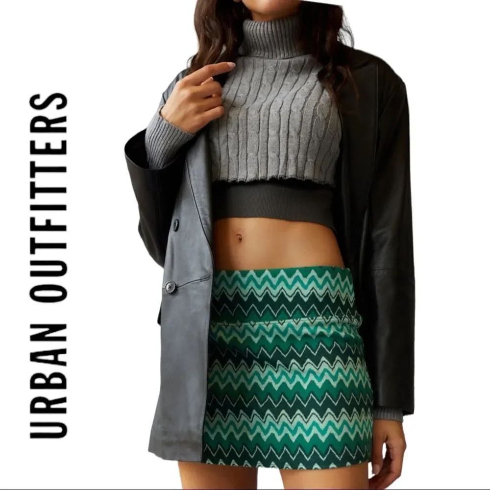 NEW Urban Outfitters UO Peachy Low-Rise Mini Skirt L